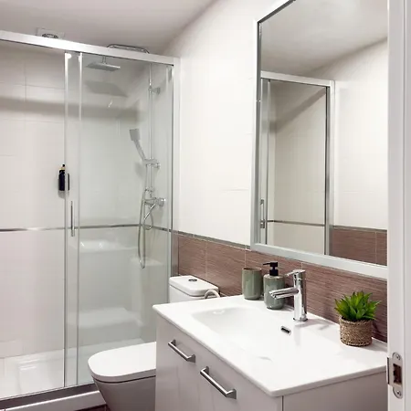 Apartment Chillahomes 002 *